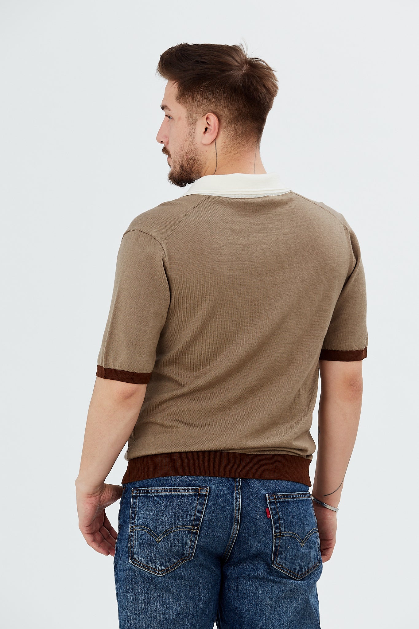 Sweater with short sleeves and contrasting polo collar