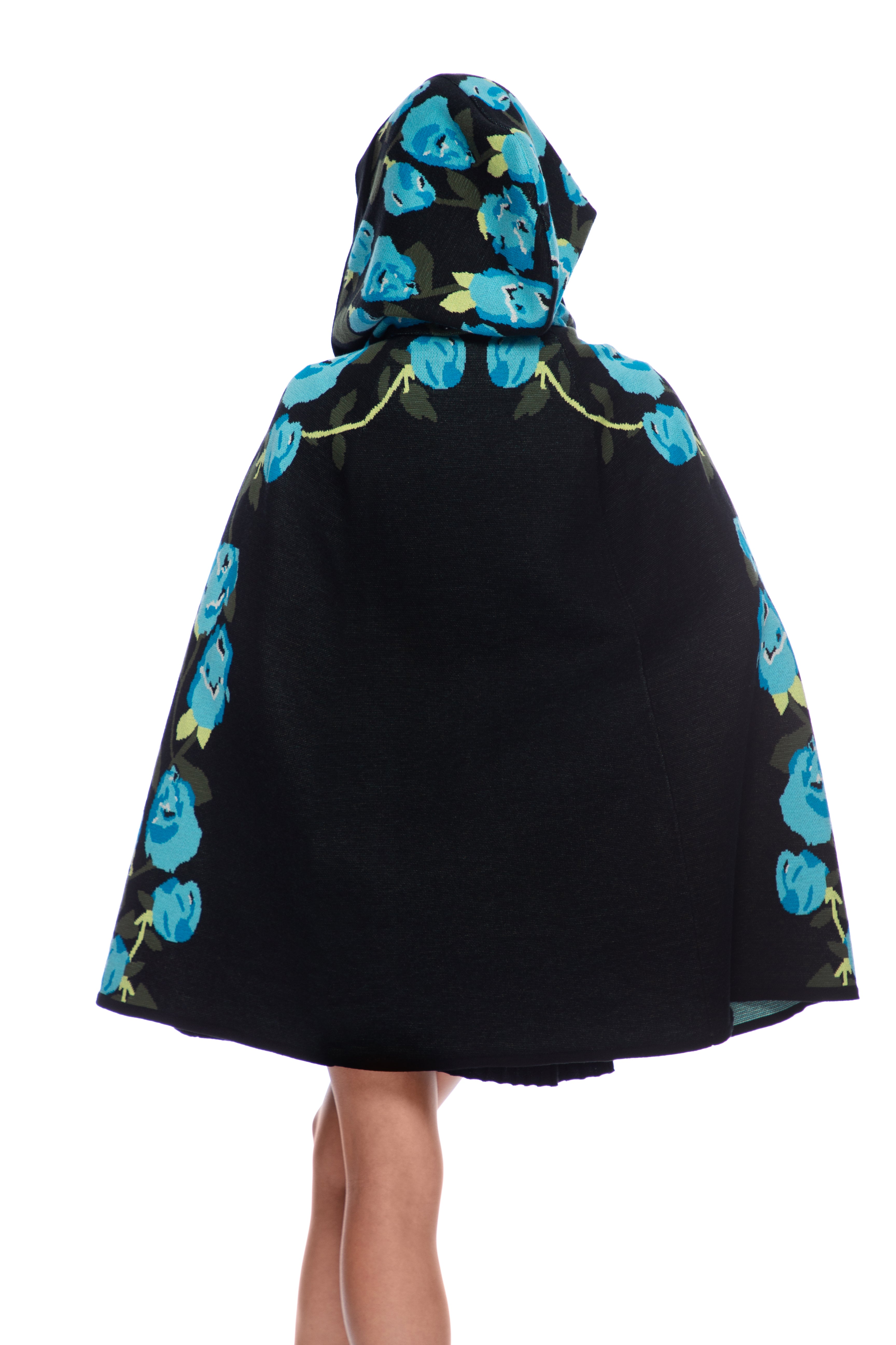 Long cape with "stylized roses" motifs