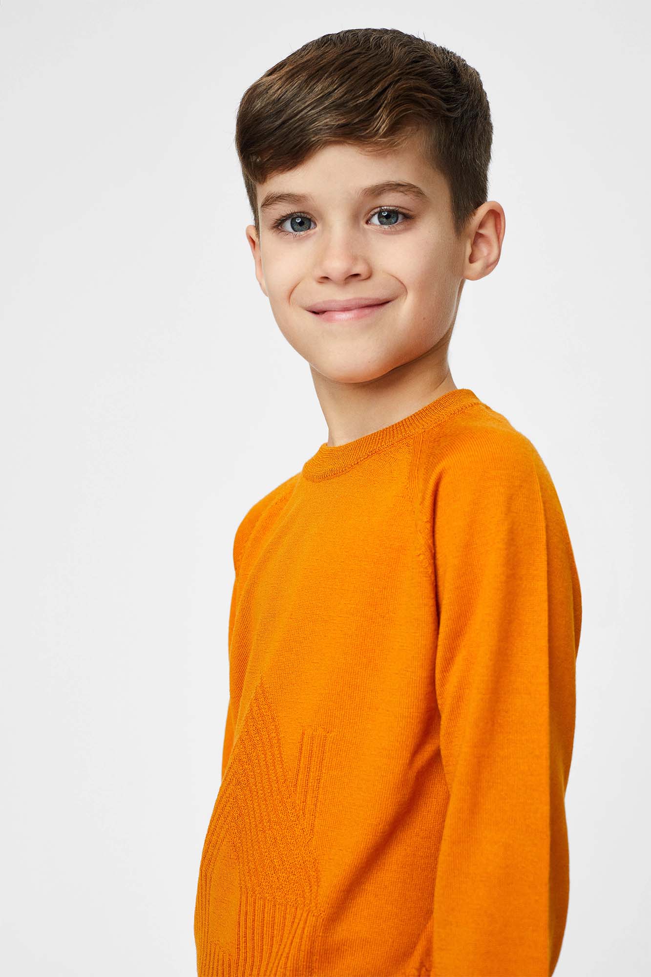 Sweater with "house" pattern for children