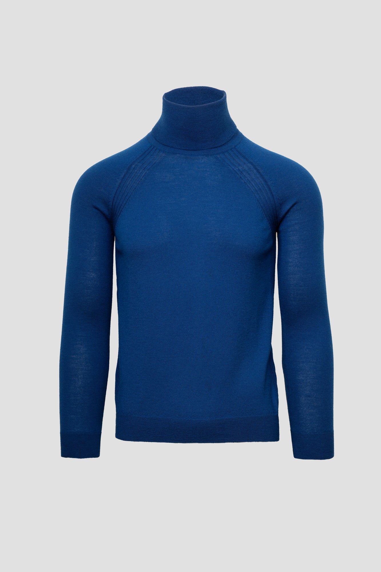 Sweater with roll collar and long sleeves